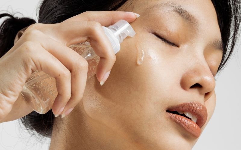 Don’t Use Another Product Until You Know These 7 Skincare Ingredients