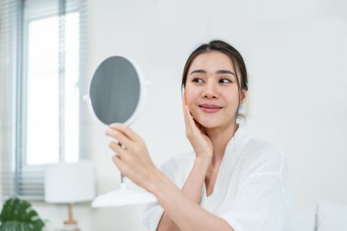 7 Natural Ways to Balance Sebum Production for Oily Skin (Derm-Backed Guide)