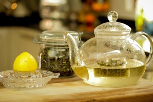 Green Tea for Glowing Skin - What It Does for Oily, Dry, and Sensitive Skin Types